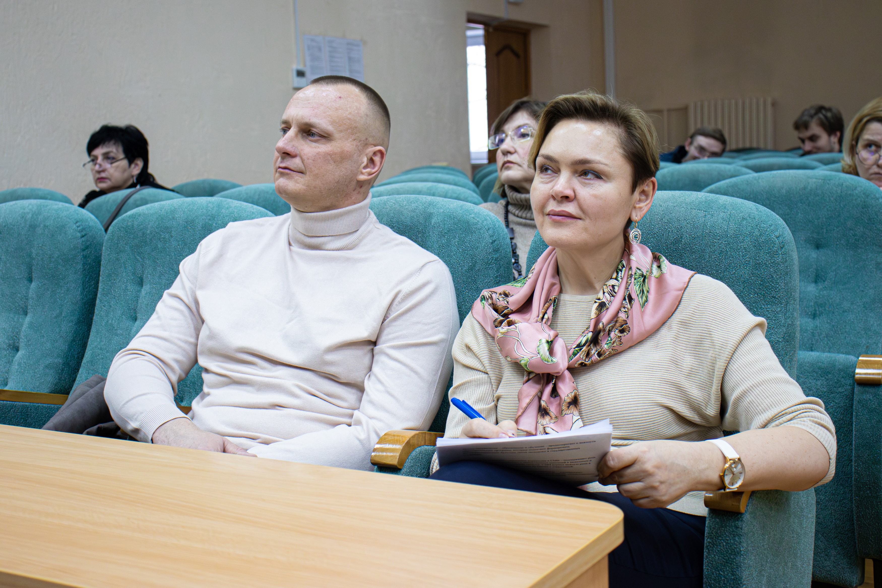 Вебинар по подготовке к ВКР: выпускники получили ключевые советы и инструменты для успешной защиты
